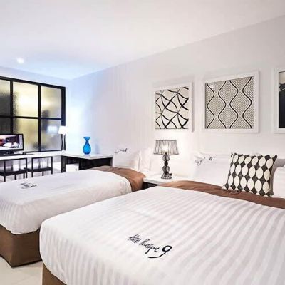 Customized Suite Twin (Bigger Than Most Rooms In Seoul)