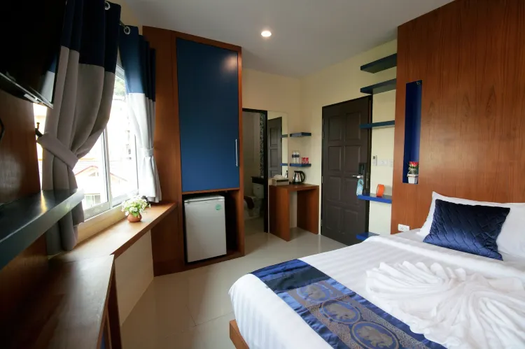 ห้องสแตนดาร์ด เตียงใหญ่ 1 เตียง