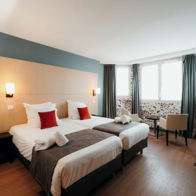 Comfort Twin Room, 2 Twin Beds Red Fox Promo Code