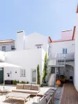 Limehome Evora Largo Dos Penedos