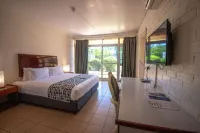 Bird of Paradise Hotel Hotele w: 