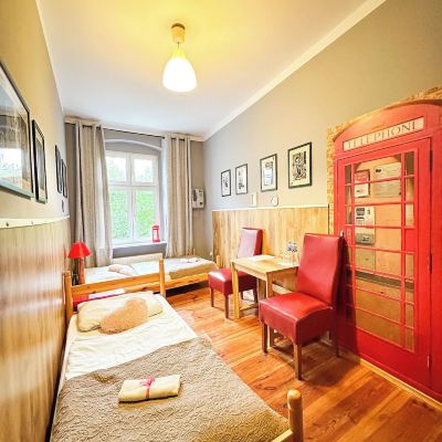 Standard Room, 2 Twin Beds, Private Bathroom Explorer Hostel Promo Code