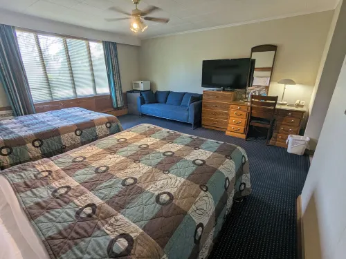 Mariner Motor Hotel