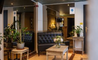 Logis - Hotel De La Mairie - Housity