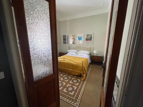 一卧室公寓（带阳台）