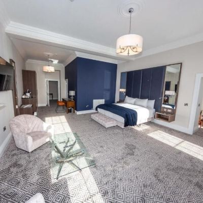 Westbourne Suite Commodore Hotel Promo Code