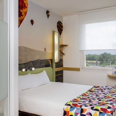 Standard Double Room with Double Bed Ibis Budget Warszawa Centrum Promo Code