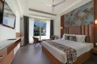 Hotel Skyline Manali Walking to Mall Road Centrally Heated
