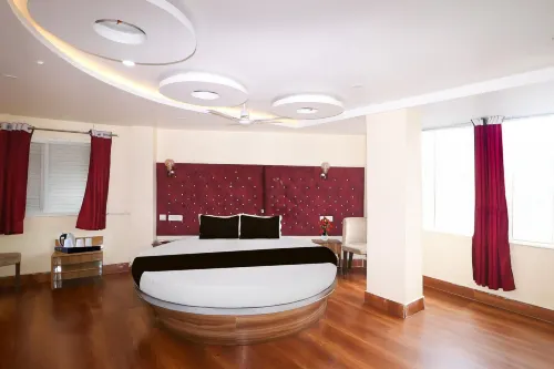 Super Deluxe Room Hotel Rise and Dine