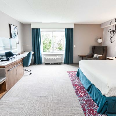 King Room with Shower Only Hilton Garden Inn Fairfax Promo Code