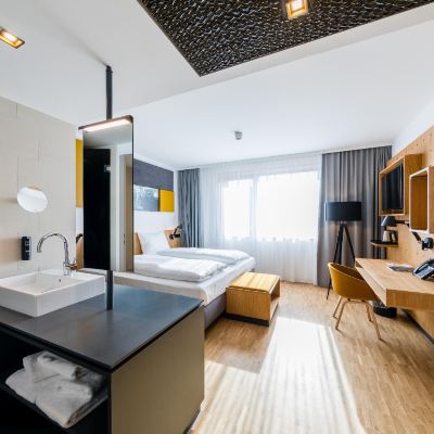 高級特大床客房 呂塞爾斯海姆mk飯店優惠