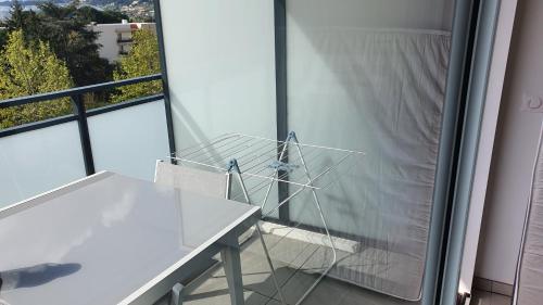 一室房（带沙发）