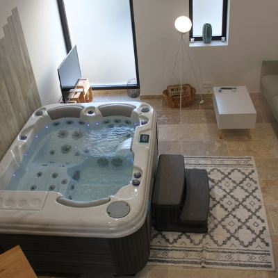 Comfort Duplex, Hot Tub (2. Secret N°2)