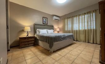 Beach Condo with Pool and Ocean View - Housity