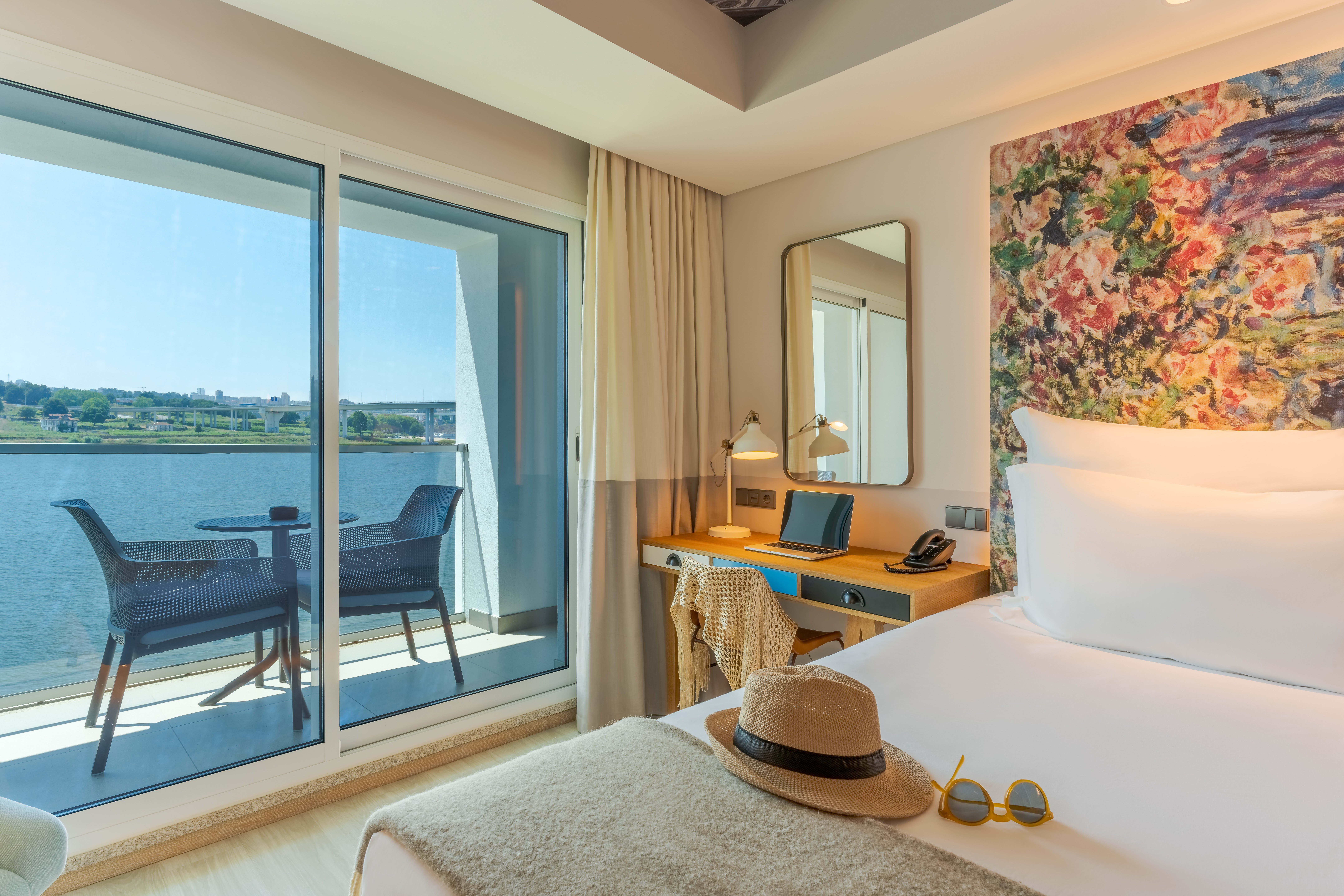 華麗客房, 河景