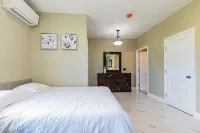 Experience Tropical Tranquility: Luxury Studio Home in Hilo!