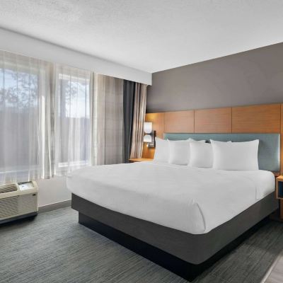 Upgrade King Suite-Non-Smoking Country Inn & Suites by Radisson, Coon Rapids, MN Promo Code