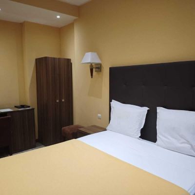 Classic Double Room, 1 Double Bed, Accessible to People with Reduced Mobility Hotel Capitole Promo Code
