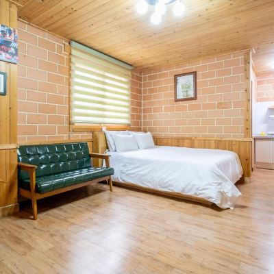 Basic Room, 1 Bedroom (Maehwa(10Pyeong)) 삼척 다사랑 펜션 쿠폰