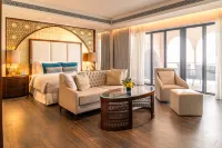 Royal Saray Resort