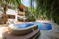 Dreamcatcher Hotel - Live the Dream of Santa Teresa