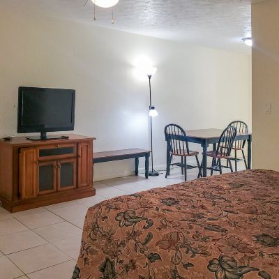 Queen Studio Suite With Kitchen Captain's Table Hotel Promo Code
