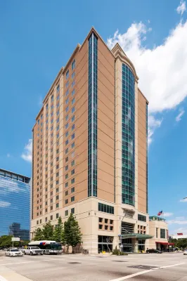 Embassy Suites by Hilton Houston Downtown Отели в г. 