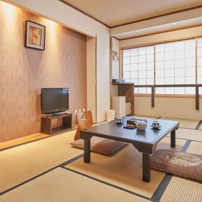 和風ルーム(専用バスルーム) ひふみ旅館 クーポン