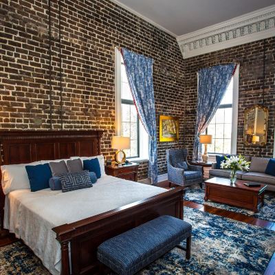 Corner King Suite East Bay Inn, Historic Inns of Savannah Collection Promo Code