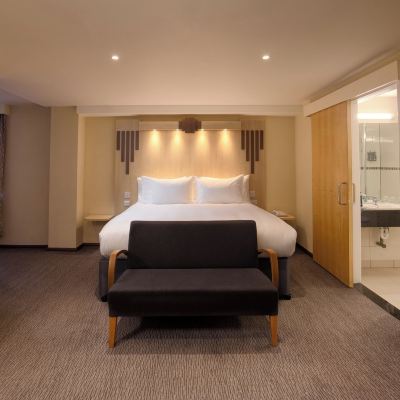 Family Room Tavistock Hotel Promo Code