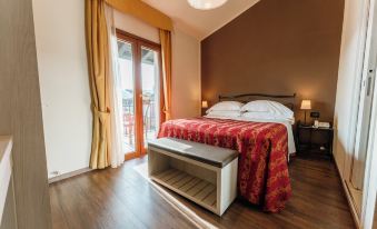 Hotel Eden Salò - Housity