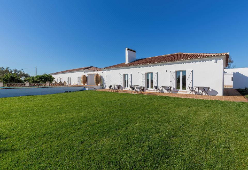Hotel Cenoura-Brava Villas & Suites., Exterior, Hotel Exterior
