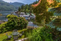 Bathgate Resort and Marina
