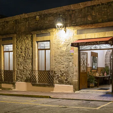 Hotel Cantera Rosa
