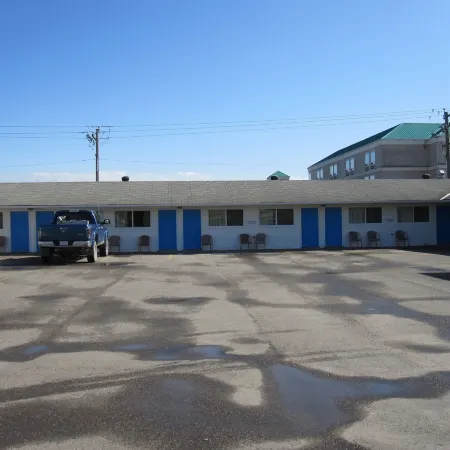 Aries Motel