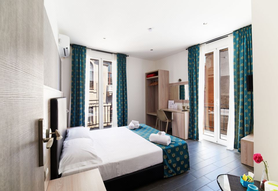 经典双人房，1张大床，禁烟，城市景观