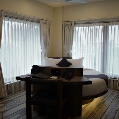 Executive Room De Glance Hotel Promo Code