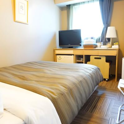 セミダブルルーム(禁煙) ホテルルートイン博多駅南 クーポン