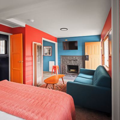 Queen Studio With Sofa Bed Wolf Creek Resort Promo Code