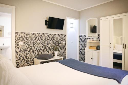 双人房（带独立浴室）