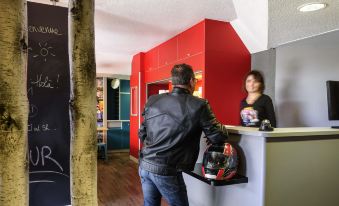 hotelF1 Marseille Plan de Campagne N°1 - Housity