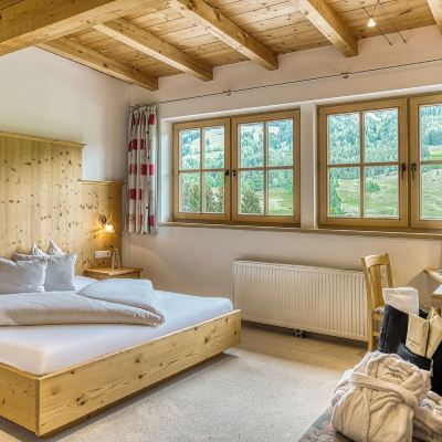 Double Room Puradies Promo Code