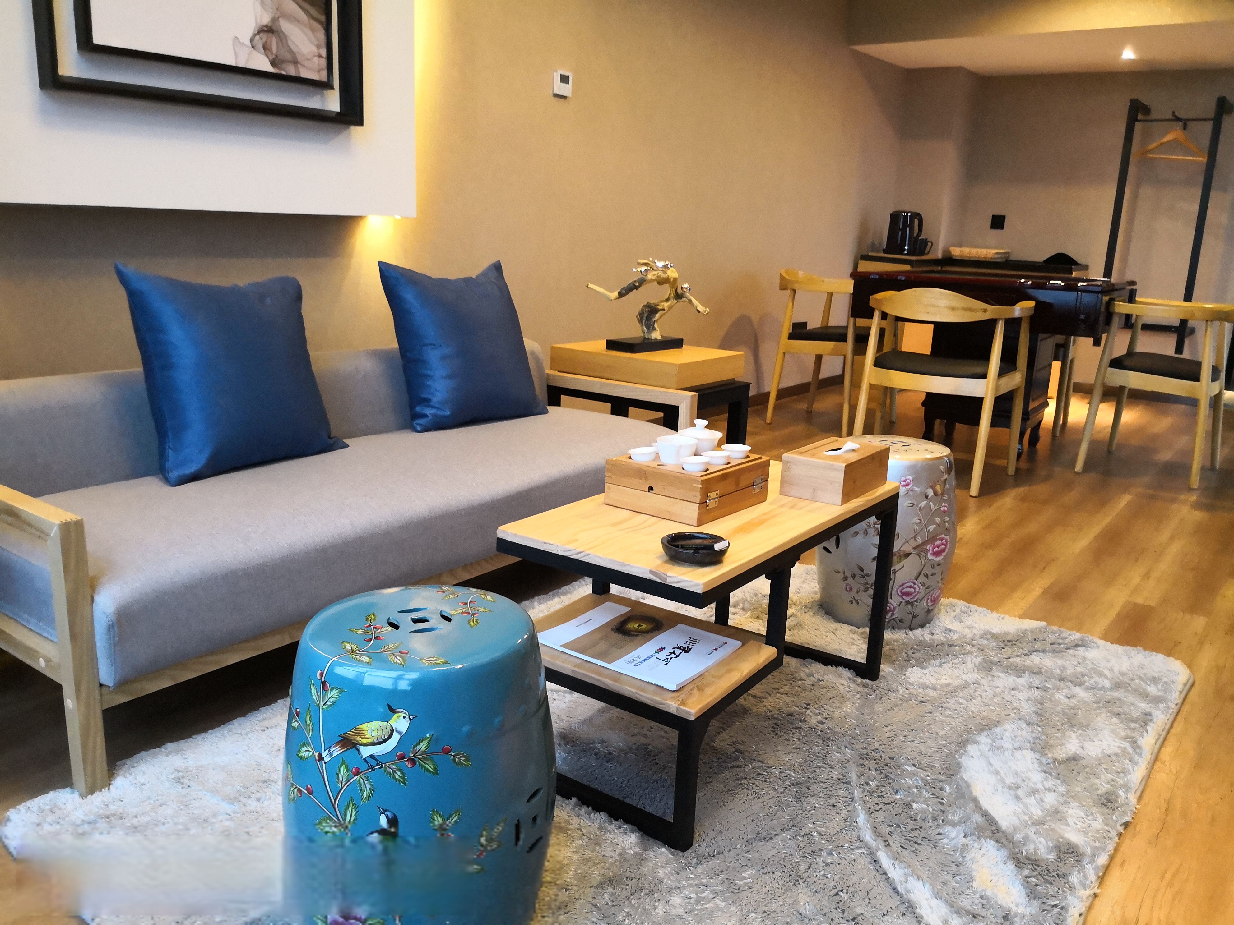 尊享复式loft套房（高空落地城景+独立会客厅）