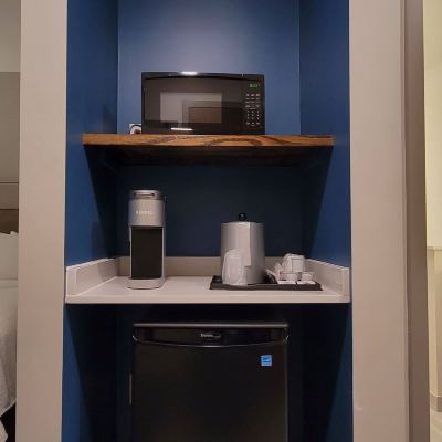 Communication Accessible 2 Queen Suite Holiday Inn Express White Marsh, An IHG Hotel Promo Code