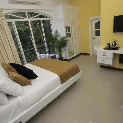 Standard Double Room With Balcony Ayaana Boutique Hotel Promo Code