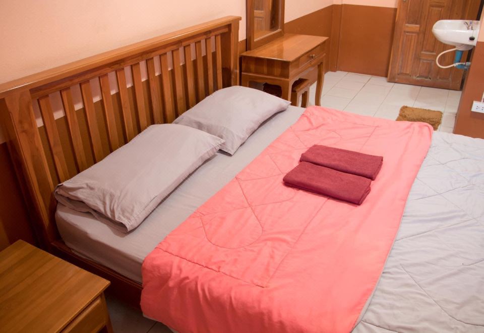 标准大床房-禁烟