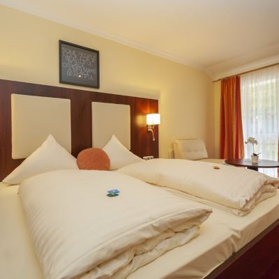 Comfort Double Room with King Bed