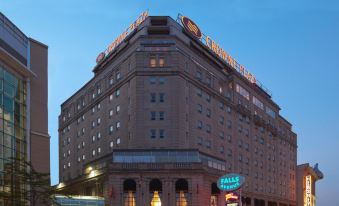 Crowne Plaza Hotel-Niagara Falls/Falls View, an IHG Hotel