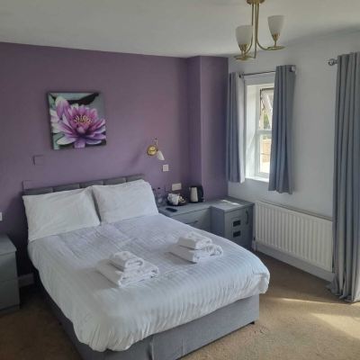 Superior Double Room, Ensuite (Room 7 Double)