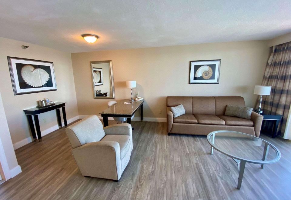 Radisson Suite Hotel OceanfrontSuite, 1 Bedroom, Non Smoking, Oceanfront (with 2 Person Sofa Bed)